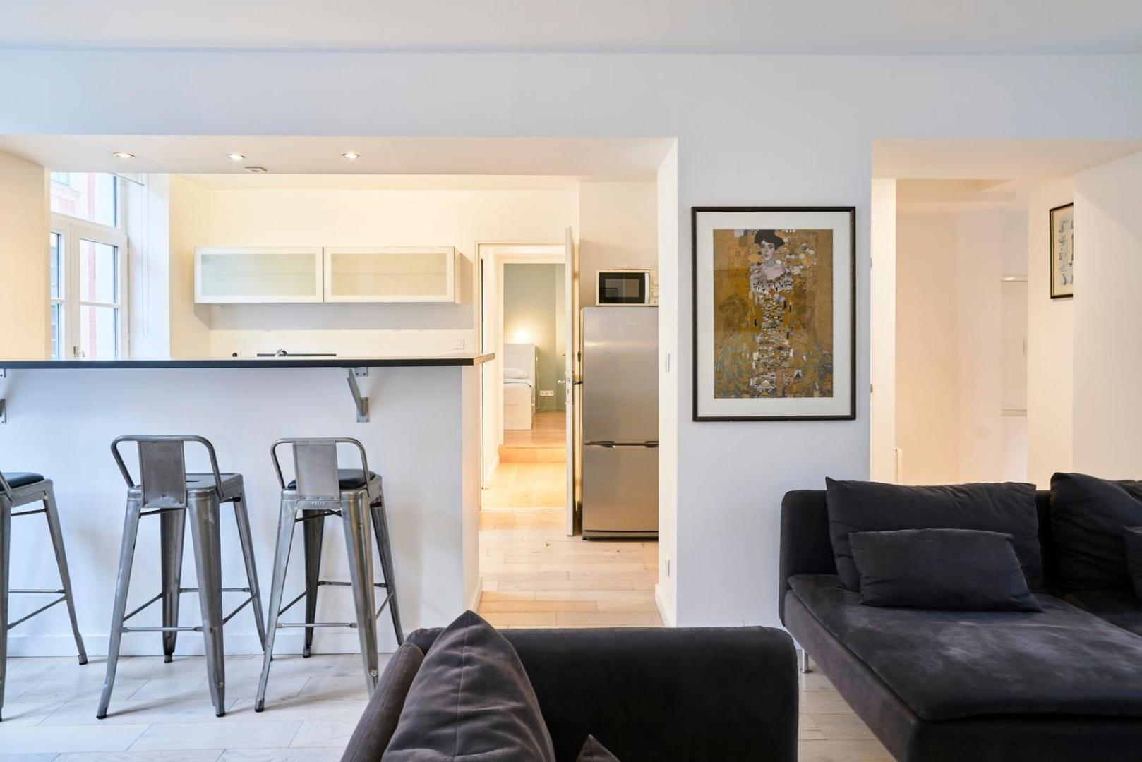 Spacious One Bedroom Ideally Located Appartement